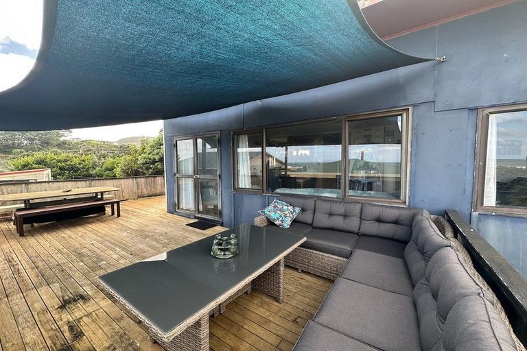 Photo of property in 5 Tokopapa Street, Mokau, 4376