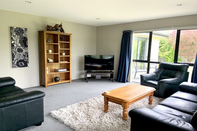 Photo of property in 20 Broken Run, Wigram, Christchurch, 8025