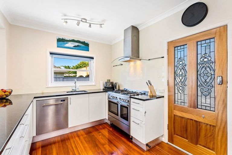 Photo of property in 310 Fergusson Drive, Heretaunga, Upper Hutt, 5018