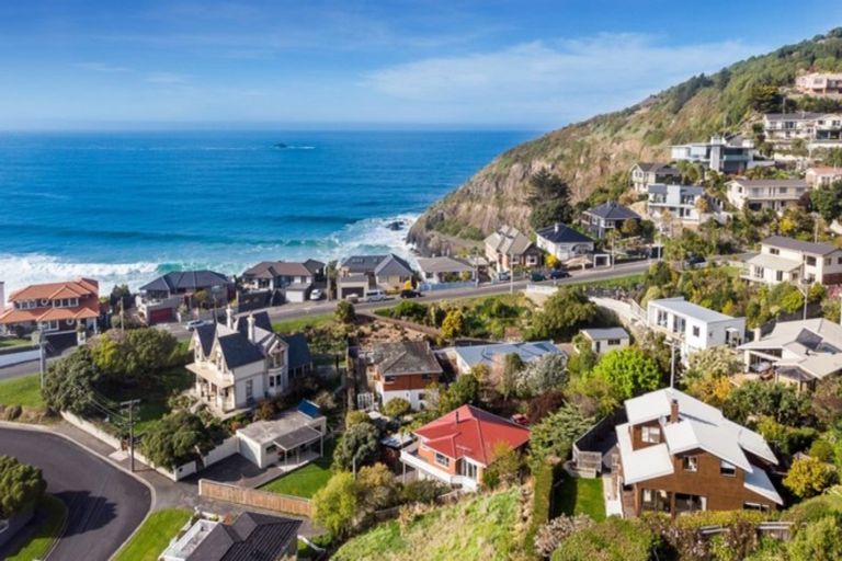 Photo of property in 54 Cliffs Road, Saint Clair, Dunedin, 9012