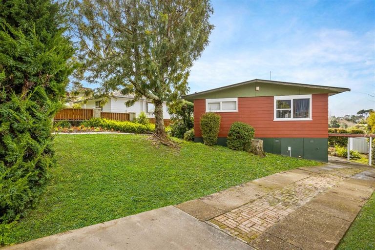Photo of property in 30 Fitzwater Place, Henderson, Auckland, 0612