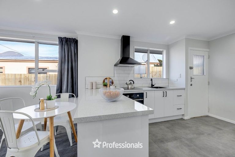 Photo of property in 2/56 Ward Street, Trentham, Upper Hutt, 5018