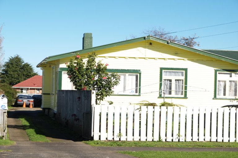 Photo of property in 1/6 Walter Street, Mangere East, Auckland, 2024