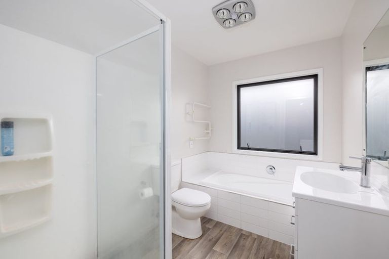 Photo of property in 4 Hartford Crescent, Rolleston, 7615