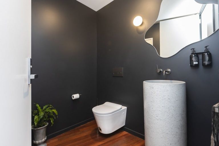 Photo of property in 29 Idris Road, Fendalton, Christchurch, 8052