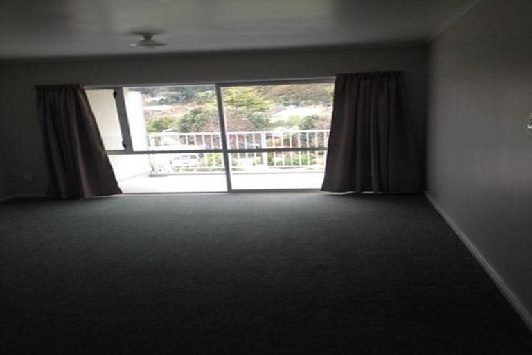 Photo of property in 95 Farmer Crescent, Taita, Lower Hutt, 5011