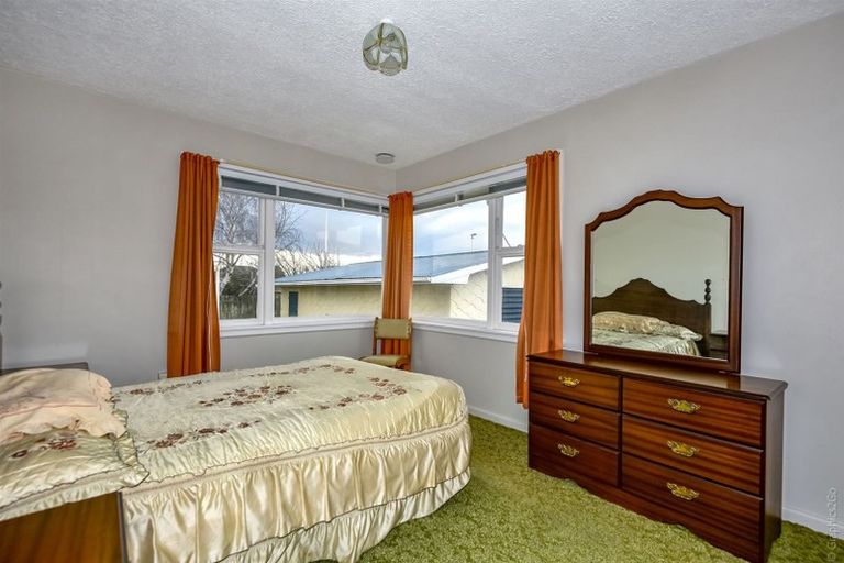 Photo of property in 47 Emlyn Place, Avondale, Christchurch, 8061