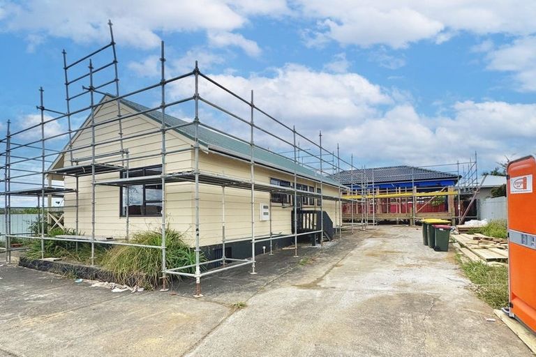 Photo of property in 6 Jodie Place, Flat Bush, Auckland, 2023