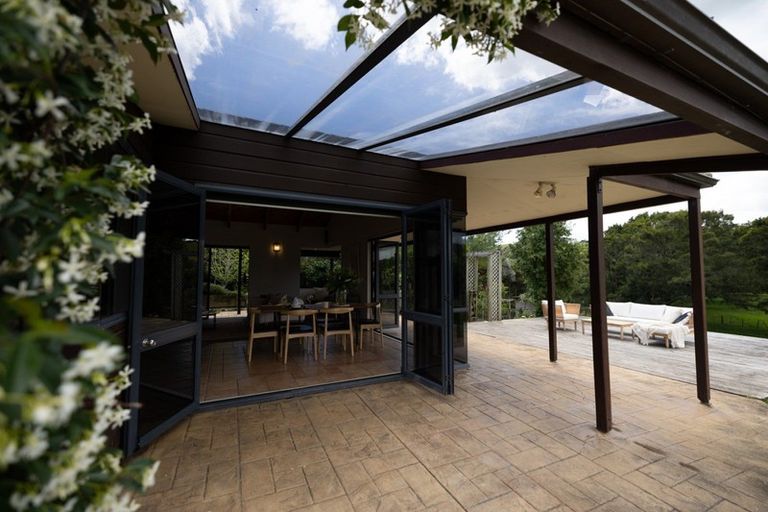 Photo of property in 1475 State Highway 16, Waimauku, 0883