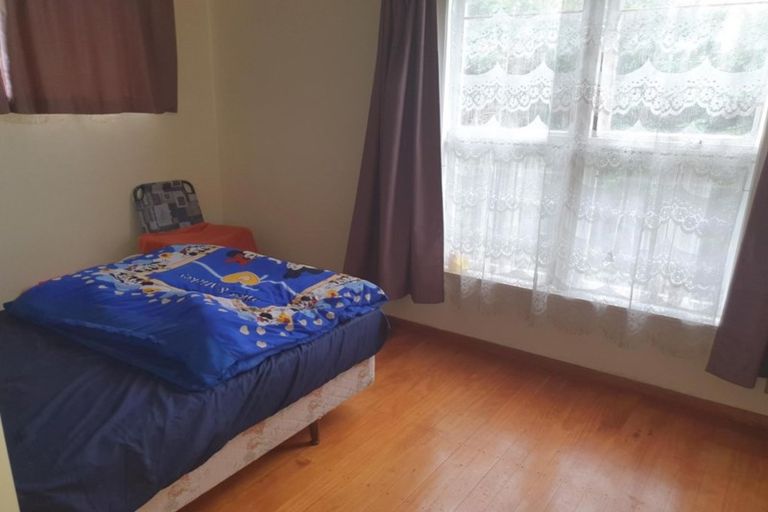 Photo of property in 92 Cook Street, Marfell, New Plymouth, 4310