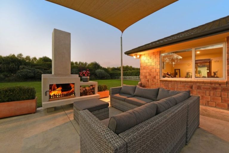 Photo of property in 7 Opal Avenue, Timberlea, Upper Hutt, 5018