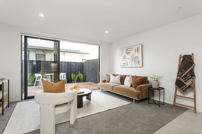 Photo of property in 2/314 Highsted Road, Casebrook, Christchurch, 8051