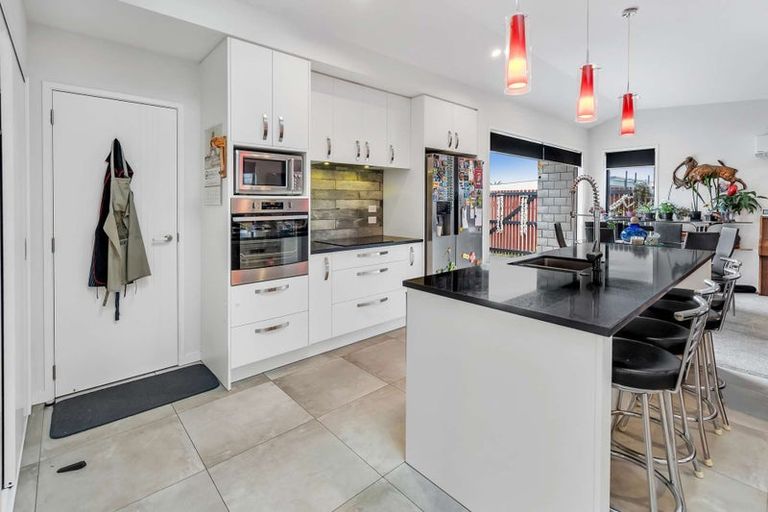 Photo of property in 11 Te Paea Crescent, Papamoa Beach, Papamoa, 3118