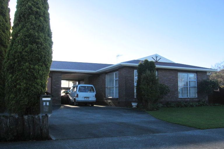 Photo of property in 78 John F Kennedy Drive, Milson, Palmerston North, 4414