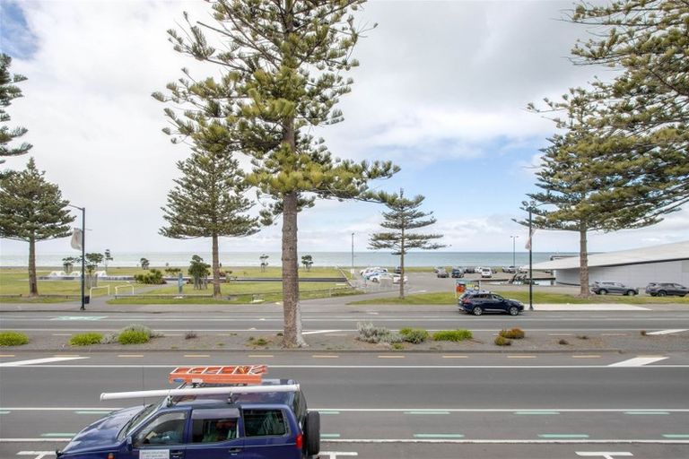 Photo of property in 459 Marine Parade, Napier South, Napier, 4110