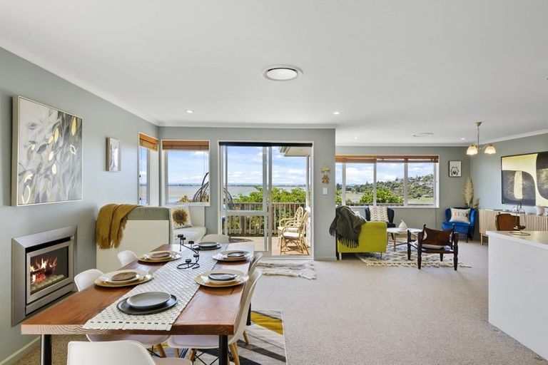 Photo of property in 31 Mount Pleasant Road, Mount Pleasant, Christchurch, 8081