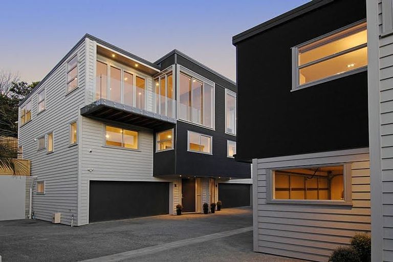 Photo of property in Wilk Heights, 11/8 Wilk Lane, Browns Bay, Auckland, 0630