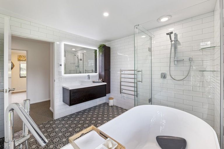 Photo of property in 65 Mcgiven Drive, Ridgewood, New Plymouth, 4371