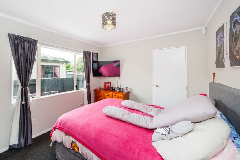 Photo of property in 47 Dalfield Place, Highbury, Palmerston North, 4412