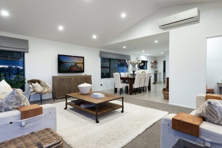 Photo of property in 82 Maungawhare Place, Otumoetai, Tauranga, 3110