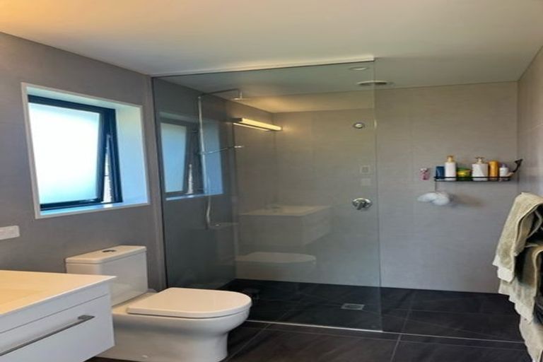 Photo of property in 17 Mcquillan Avenue, Woodend, 7610