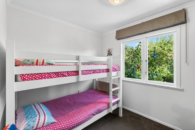 Photo of property in 103 Warwick Road, Mayfair, Hastings, 4122