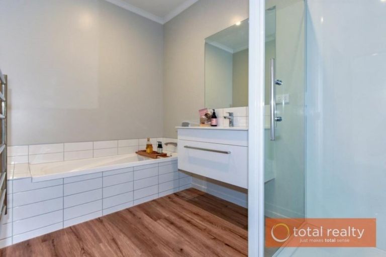 Photo of property in 26 George West Square West, Wigram, Christchurch, 8025