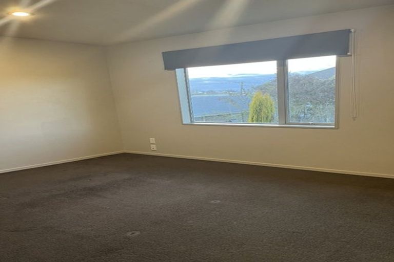 Photo of property in 76a Packe Street, Edgeware, Christchurch, 8013
