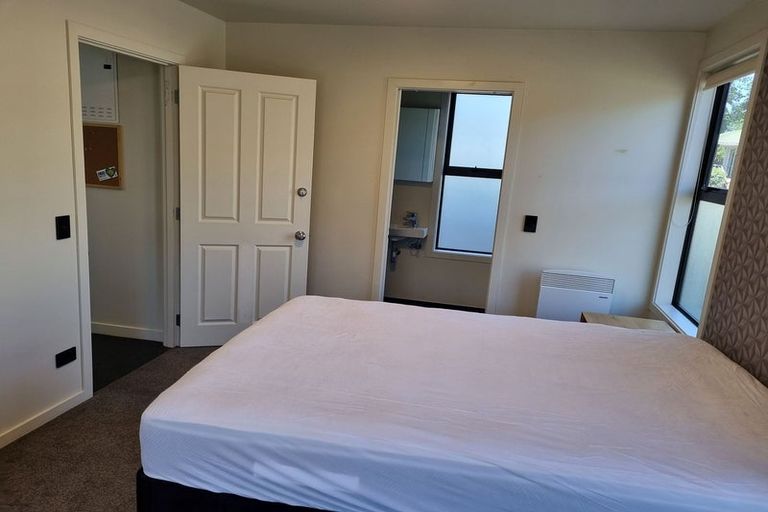 Photo of property in 31 Dundas Street, North Dunedin, Dunedin, 9016