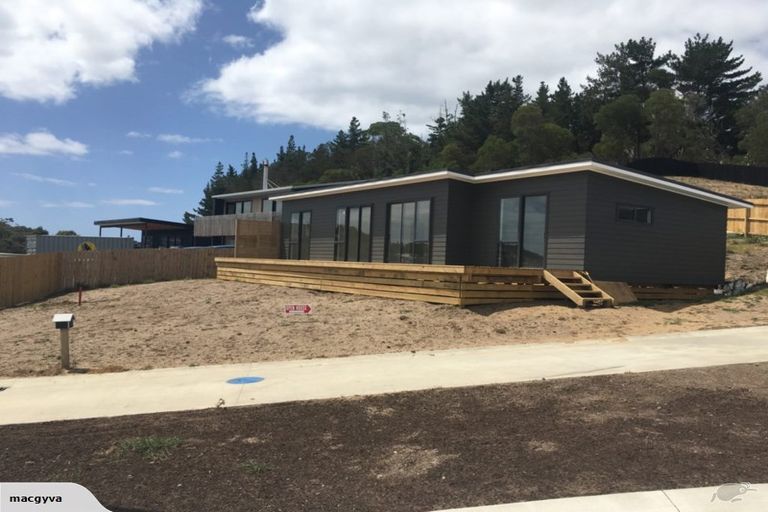 Photo of property in 30 Northcoast Place, Mangawhai Heads, Mangawhai, 0505