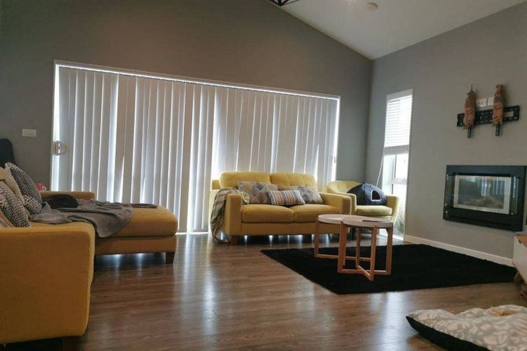 Photo of property in 15 Derwent Place, Flagstaff, Hamilton, 3210