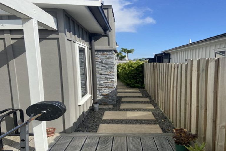 Photo of property in 5 Ascarina Way, Papamoa Beach, Papamoa, 3118