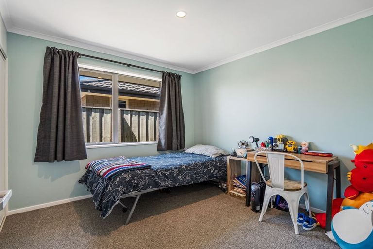 Photo of property in 30 Tutaipatu Avenue, Pegasus, 7612