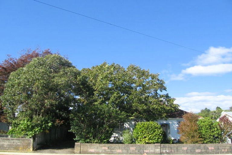 Photo of property in 24 Exchange Street, Ebdentown, Upper Hutt, 5018