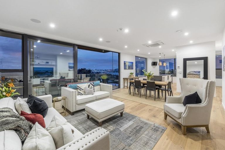 Photo of property in Sugar Lane Apartments, 3/31 Rawene Road, Birkenhead, Auckland, 0626