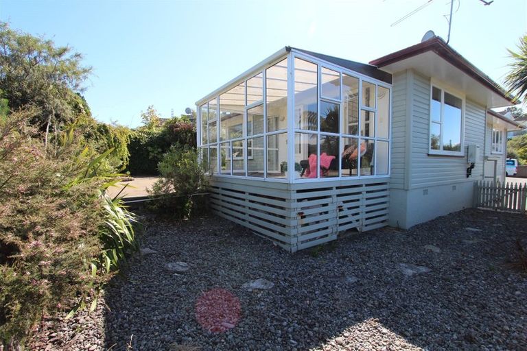 Photo of property in 31 Sunnyview Drive, Brown Owl, Upper Hutt, 5018