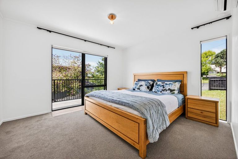 Photo of property in 38 Elliston Crescent, Stanmore Bay, Whangaparaoa, 0932
