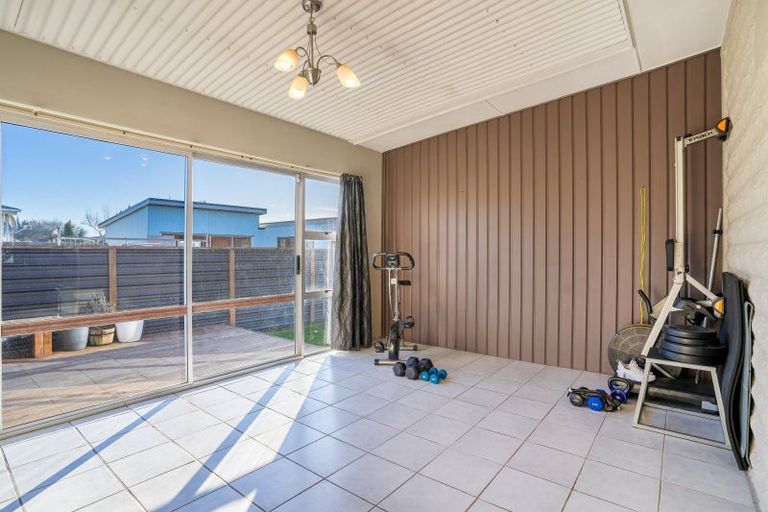 Photo of property in 48 Grange Street, Winton, 9720