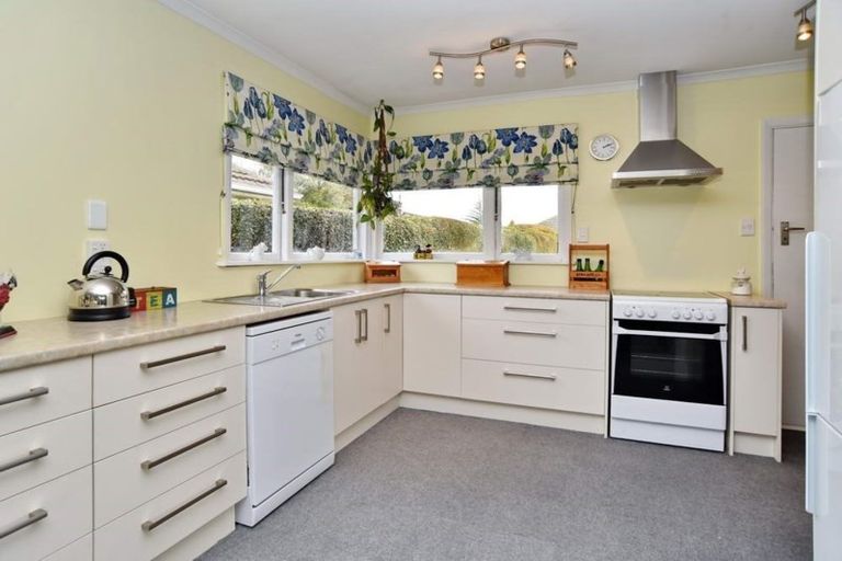 Photo of property in 9 Aurora Street, Hei Hei, Christchurch, 8042