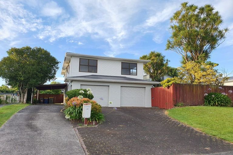 Photo of property in 19 Glen Norman Avenue, Henderson, Auckland, 0610