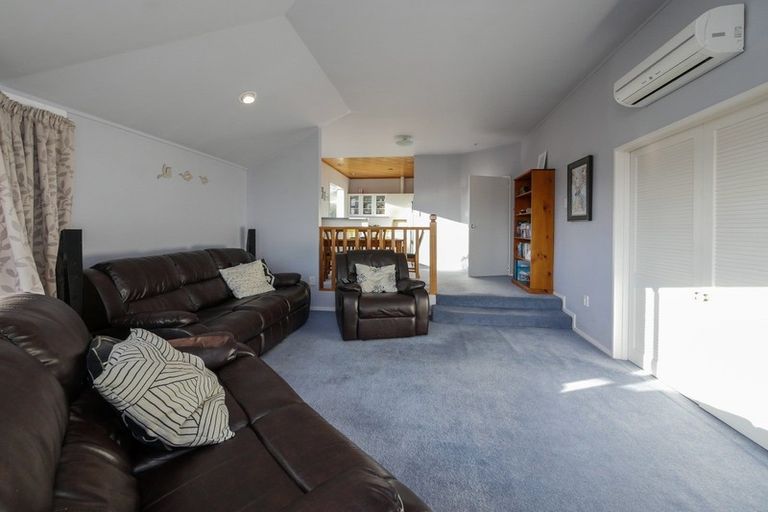 Photo of property in 17 Calvert Place, Shiel Hill, Dunedin, 9013