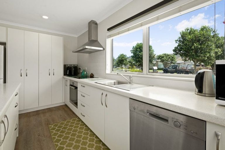 Photo of property in 9 Ocean Breeze Drive, Waihi Beach, 3611