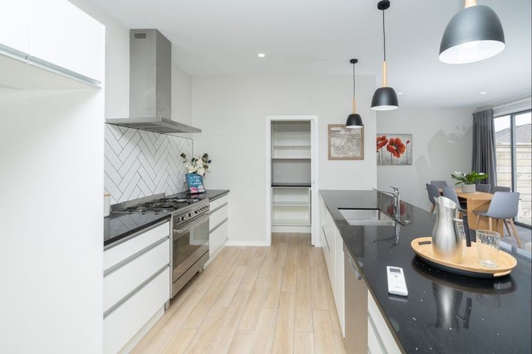 Photo of property in 25b Shrule Place, Huntington, Hamilton, 3210