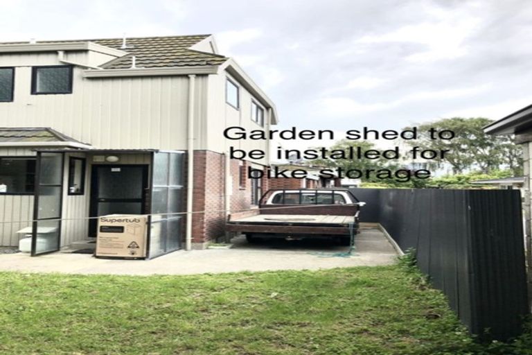 Photo of property in 2/11 Siska Place, Upper Riccarton, Christchurch, 8041