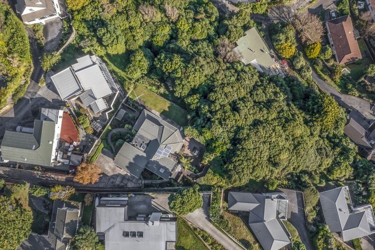 Photo of property in 18 Tremaine Place, Camborne, Porirua, 5026