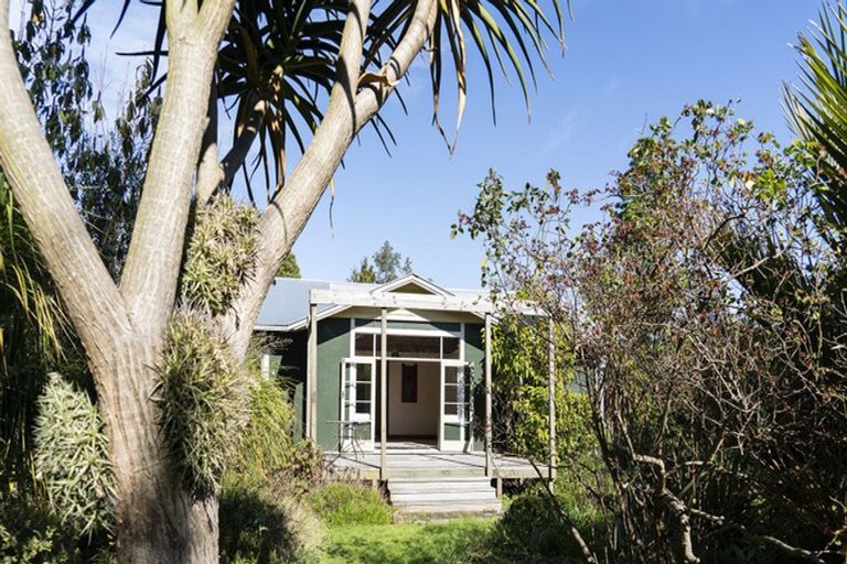 Photo of property in 4 Farndon Road, Clive, 4102