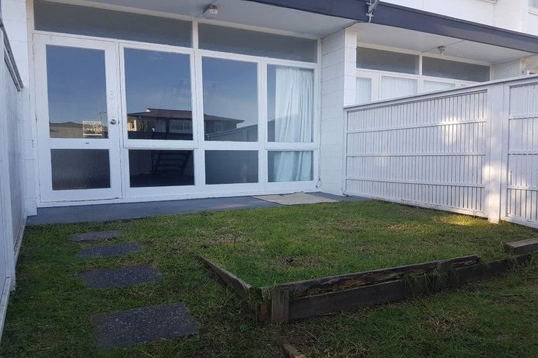 Photo of property in 3/66 Golf Road, Mount Maunganui, 3116