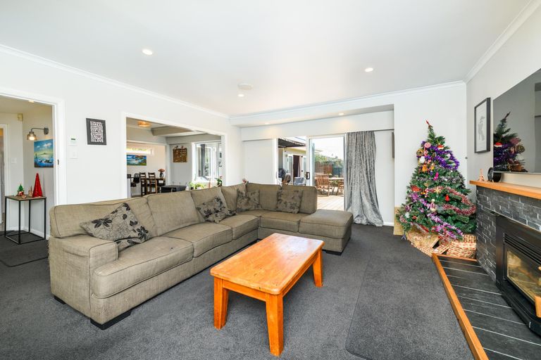 Photo of property in 29 Aberdeen Avenue, Takaro, Palmerston North, 4412