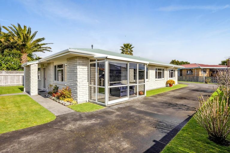Photo of property in 148 Carrington Street, Lower Vogeltown, New Plymouth, 4310