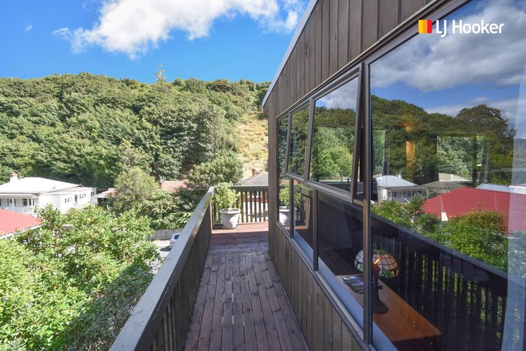 Photo of property in 82 Somerville Street, Andersons Bay, Dunedin, 9013